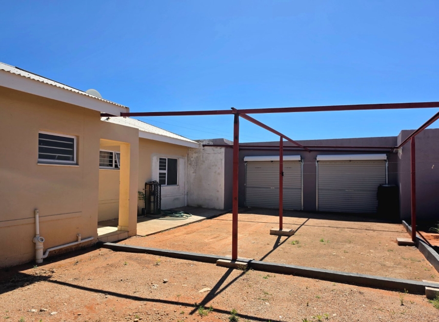 3 Bedroom Property for Sale in Flora Park Northern Cape